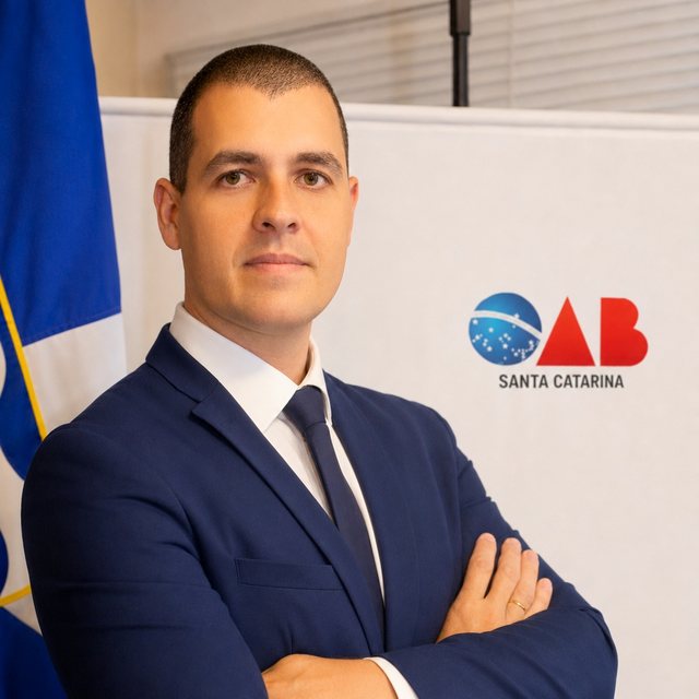 Dr. Fernando de Souza Lima, advogado, na sede da OAB Santa Catarina